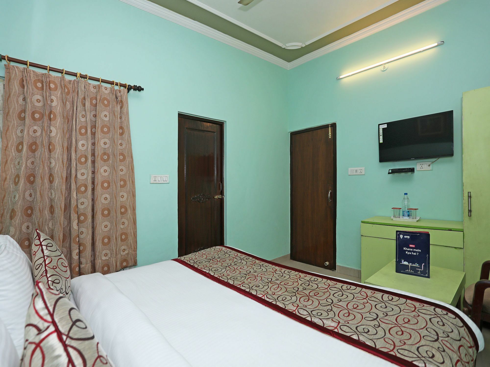 Oyo 11312 Aero Capital Hotel New Delhi Exterior photo